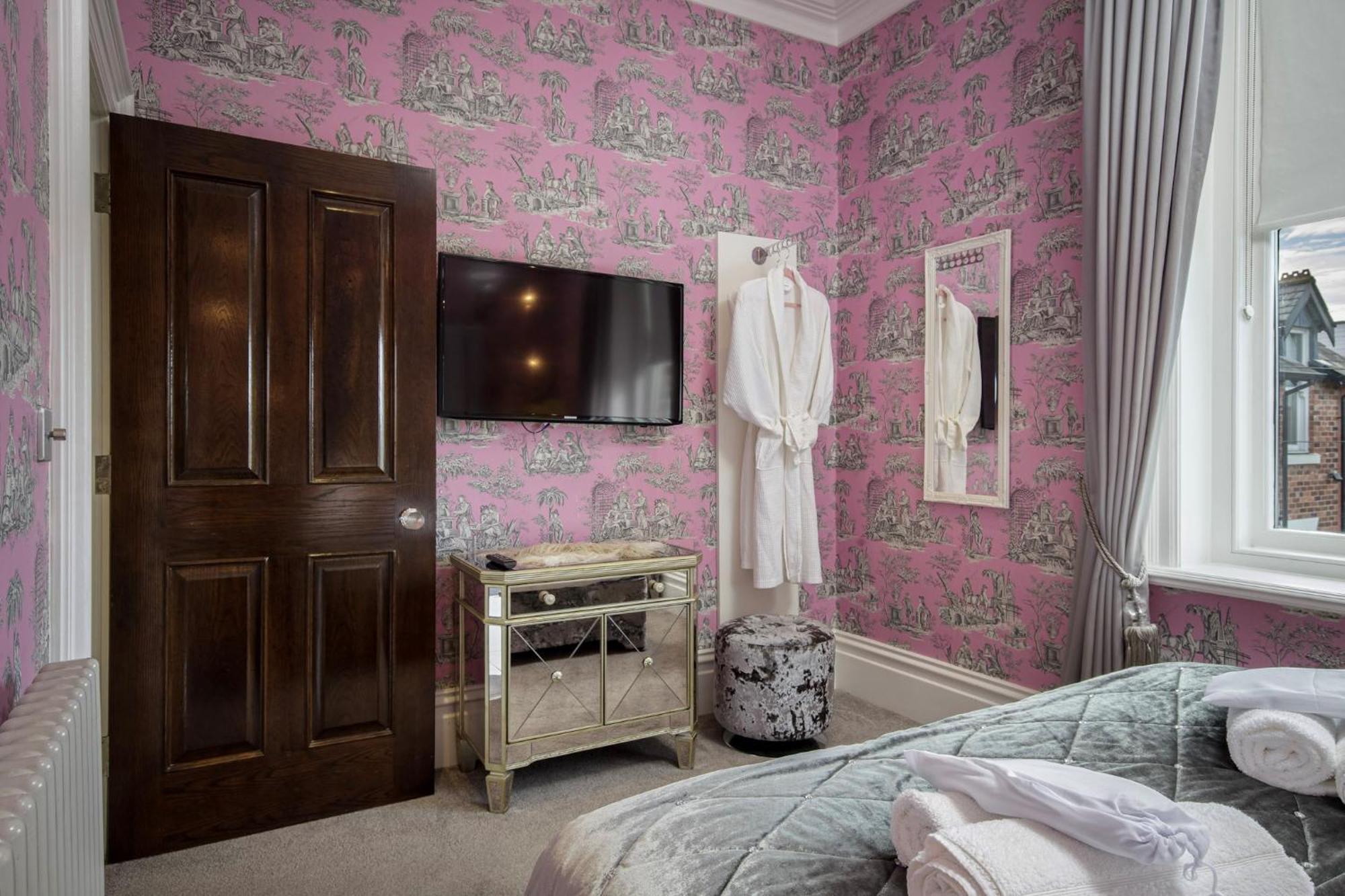 Mode Breck Apartments Poulton-le-Fylde Dış mekan fotoğraf